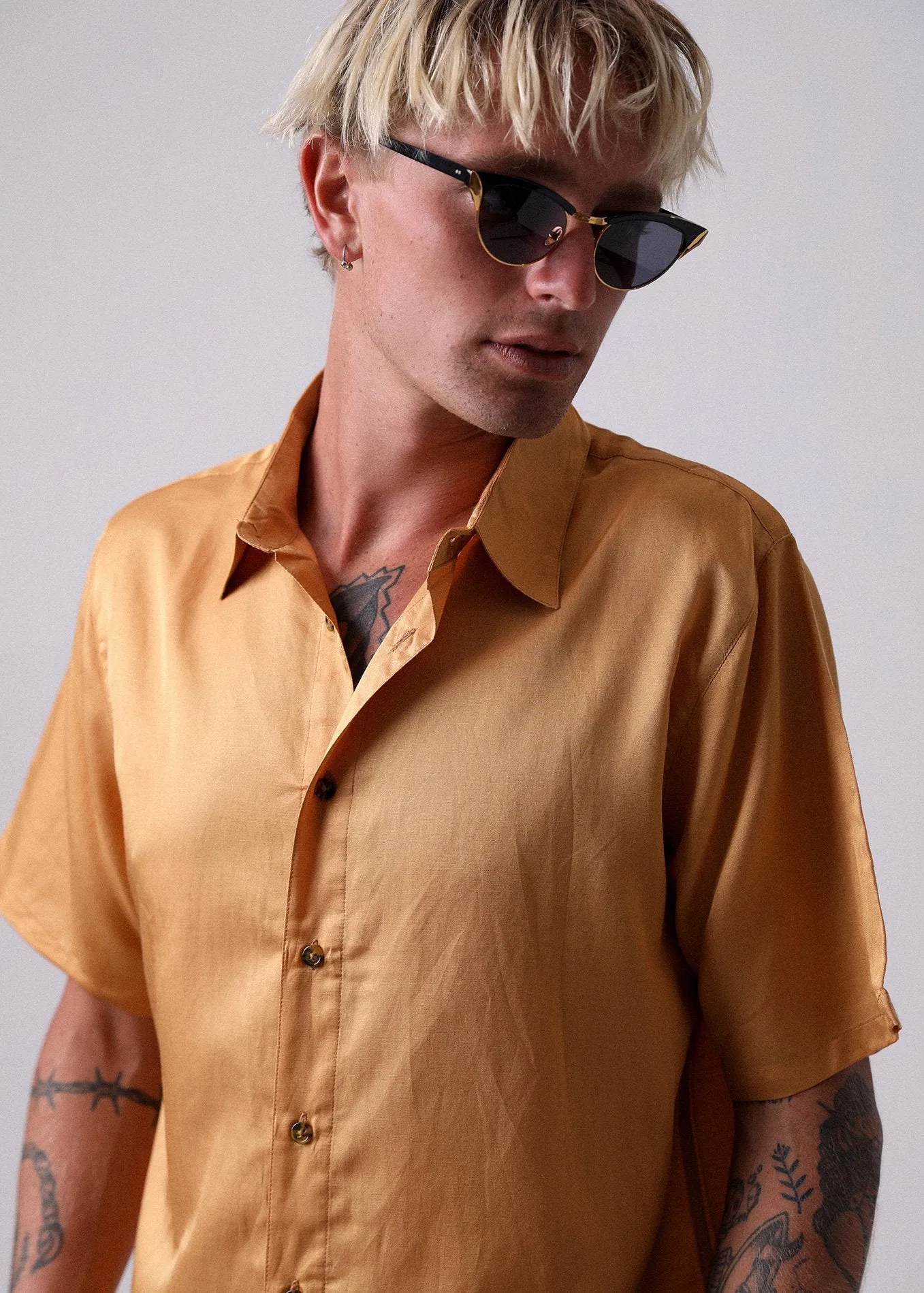 Afends Mens Holiday - Hemp Silk Short Sleeve Shirt