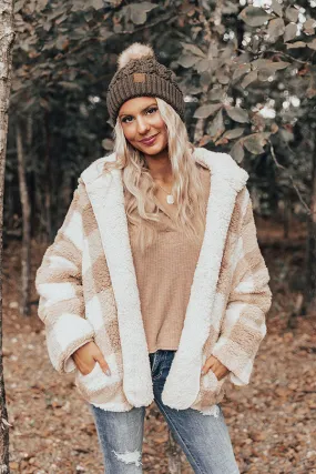 Cold Rush Reversible Sherpa Jacket In Warm Taupe