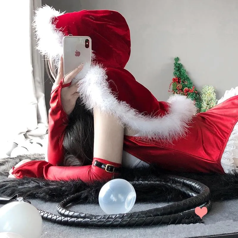 Santas Slave Cosplay