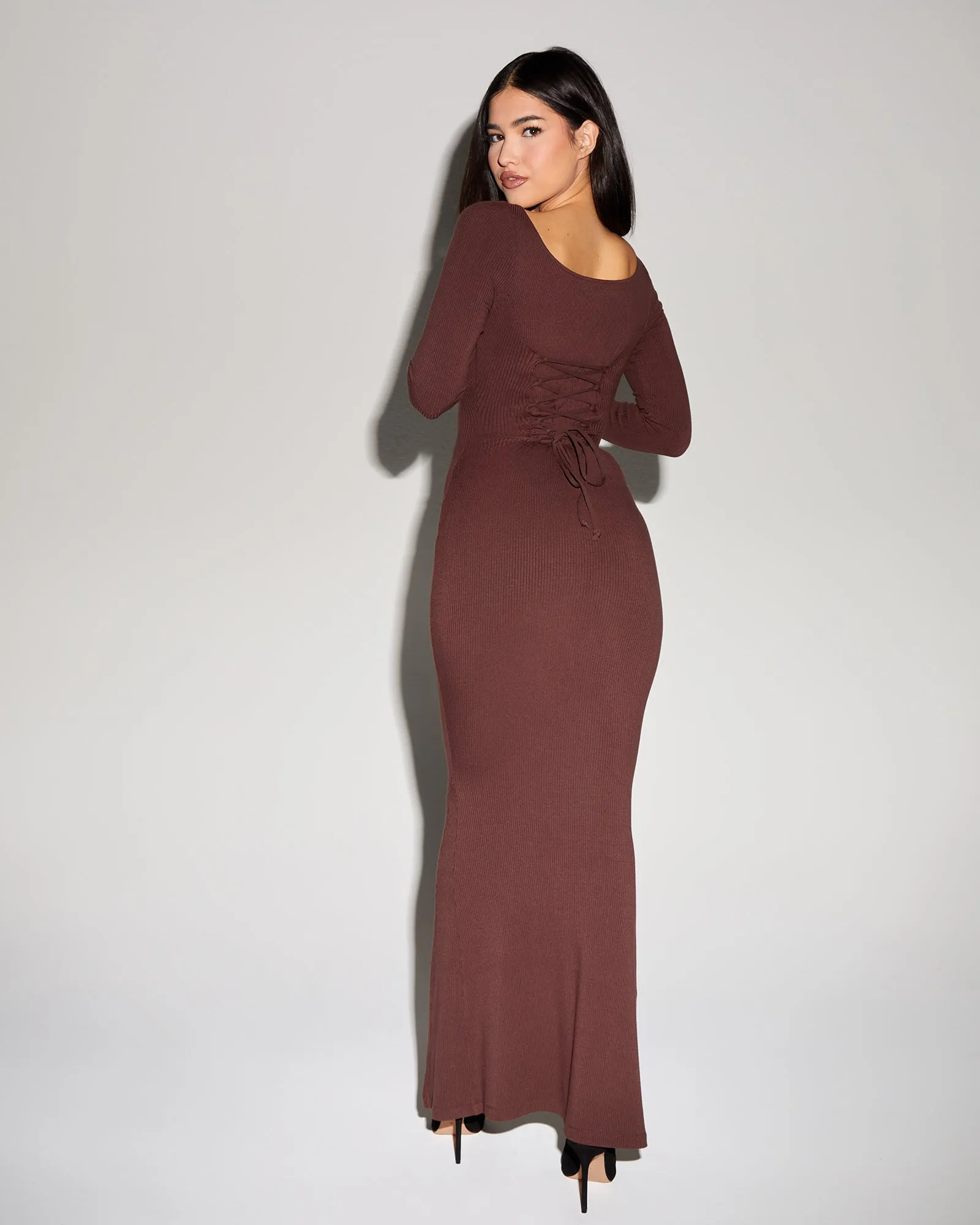 Scoopy Long Sleeve Rib Mermaid Dress - Mocha